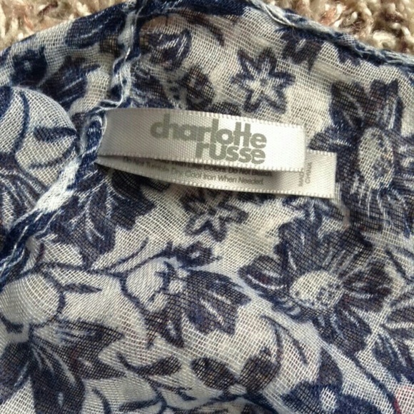 Floral Scarf - Picture 2 of 3